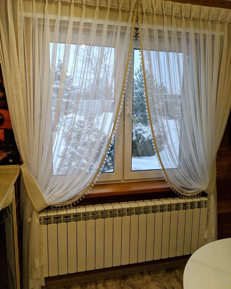 классические шторы в гостиную