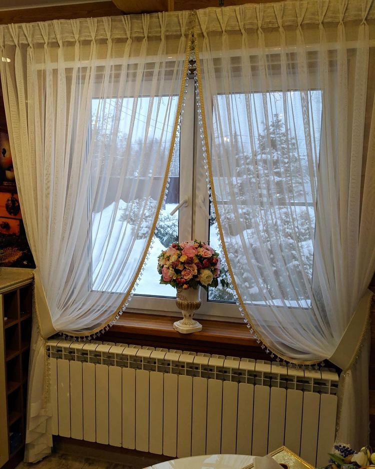 шторы в гостиную в классическом стиле